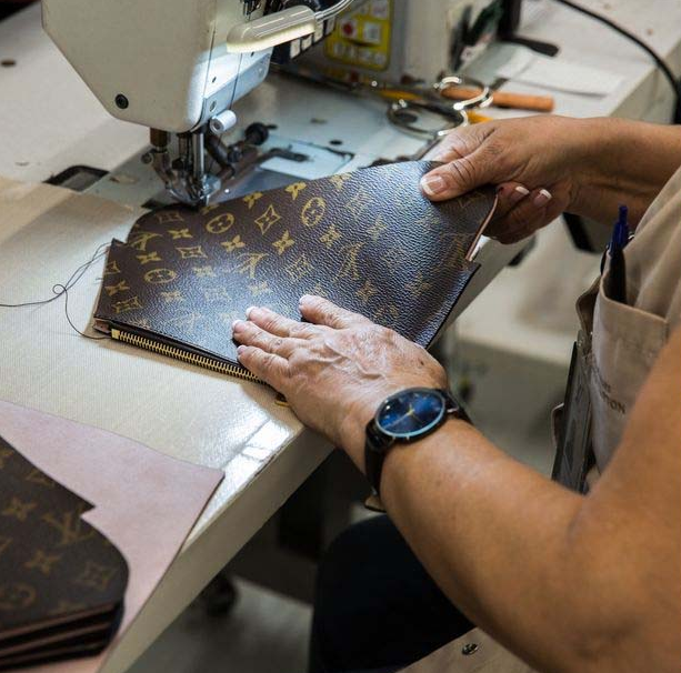 Ito pala ang mga dahilan kung bakit napakamahal ng brand na “Louis Vuitton”!